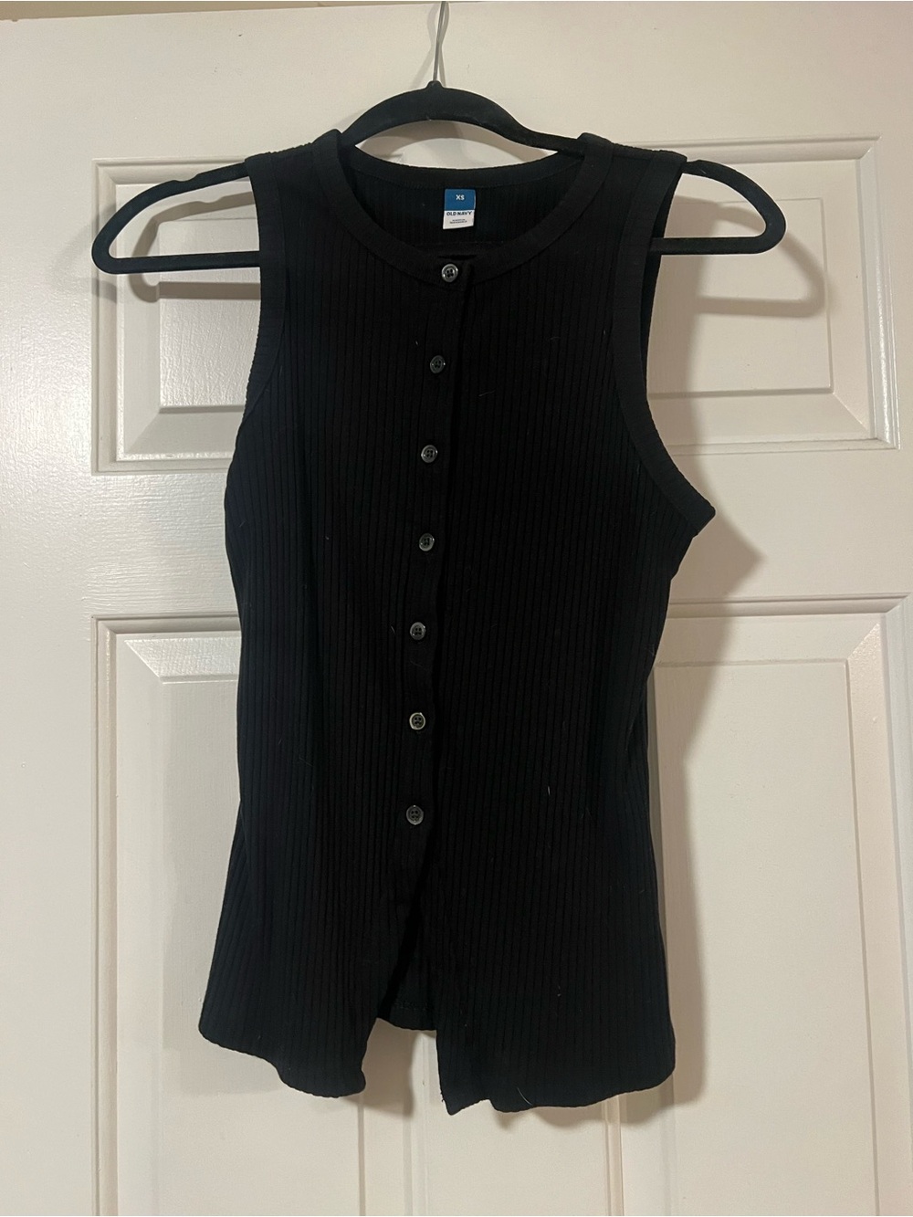 Old Navy Black Ribbed Button-Front Sleeveless Top